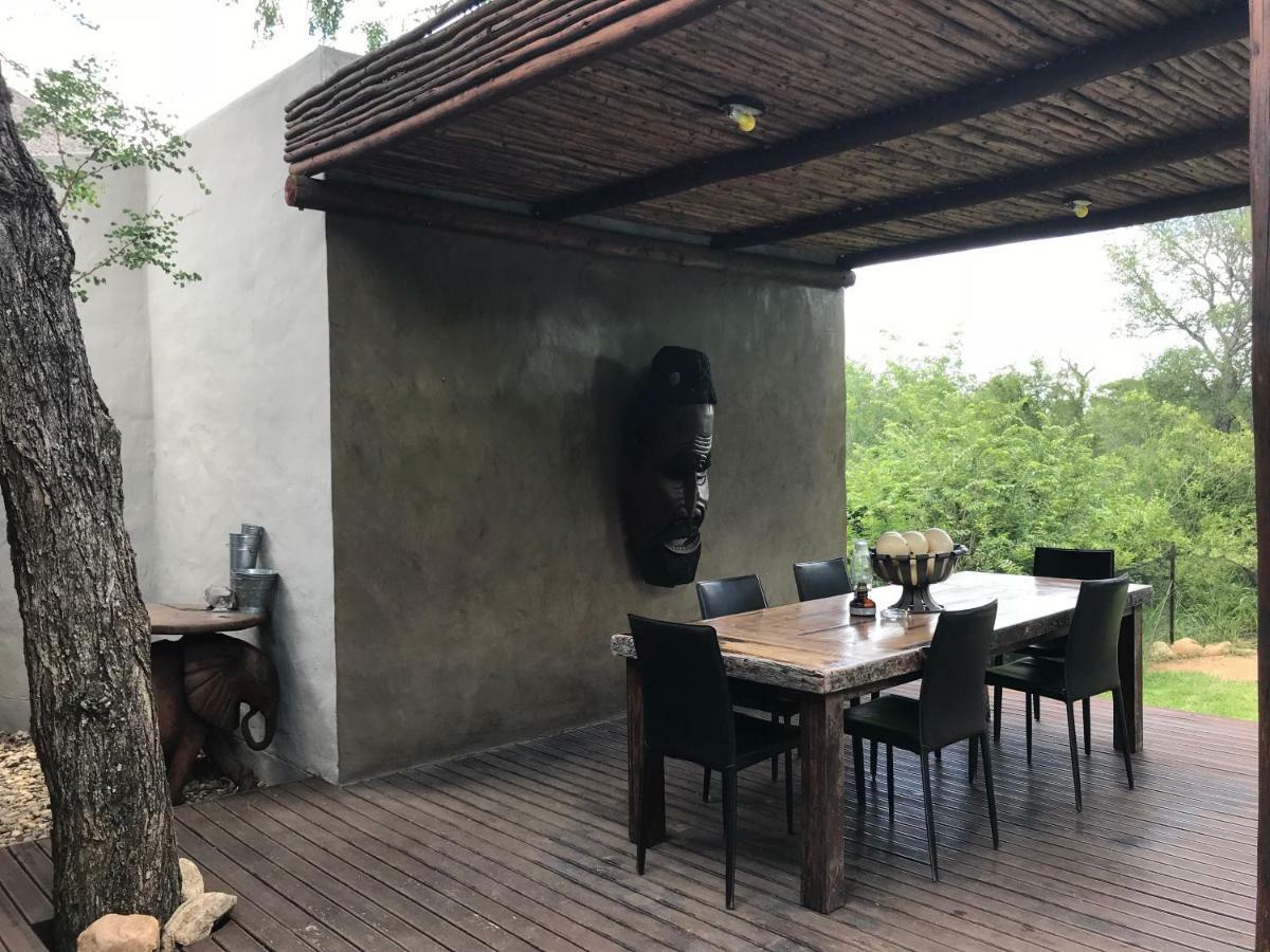 Leadwood Lodge Hoedspruit Exterior photo
